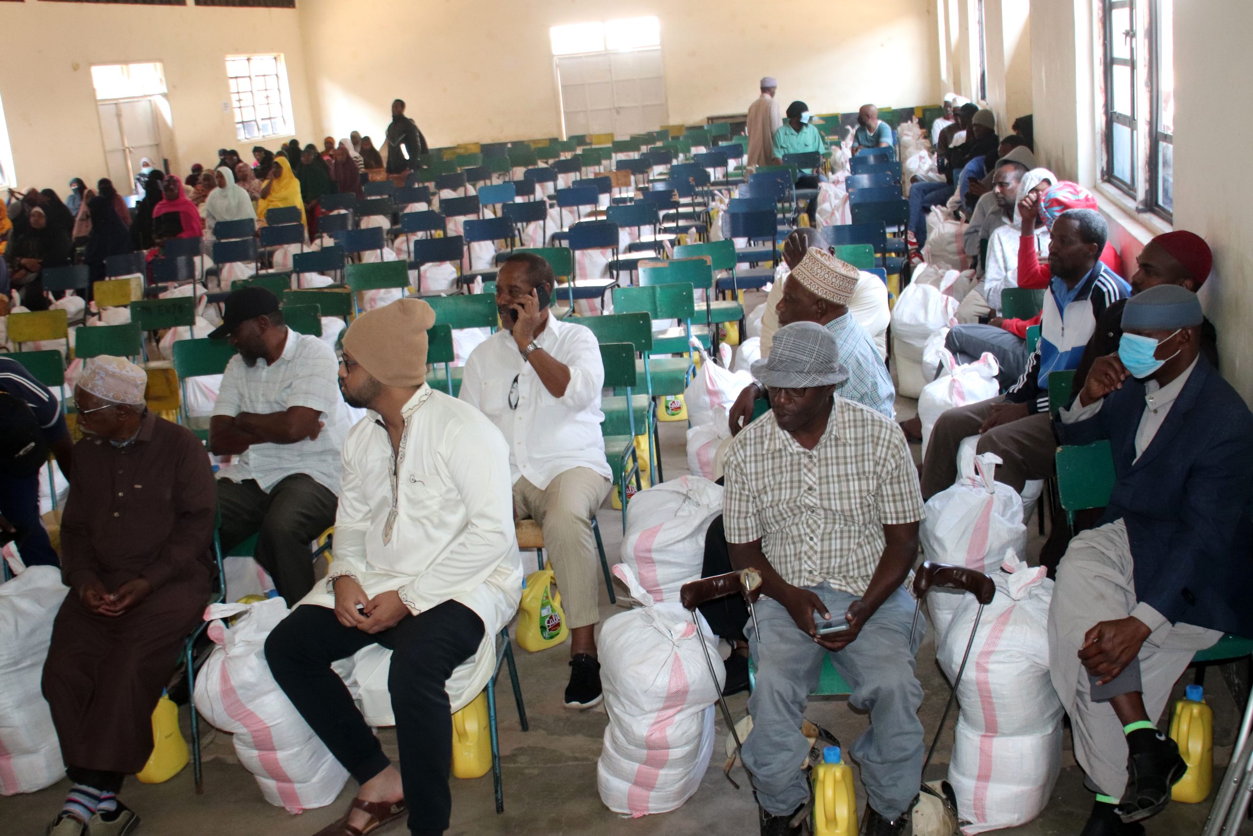 Distribution of food packages to families in Kamukunji